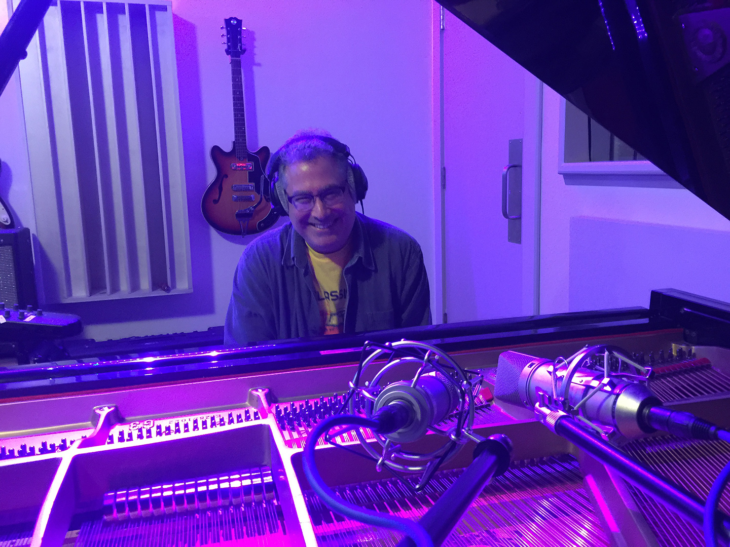 Recording Basic tracks for “SIX” with the Band of Virgos.
