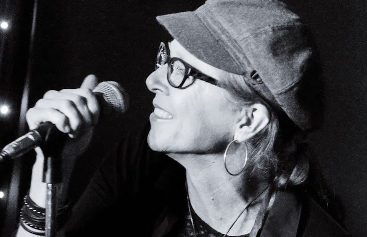 Diane Ward - Photo credit Donna Paul Photography